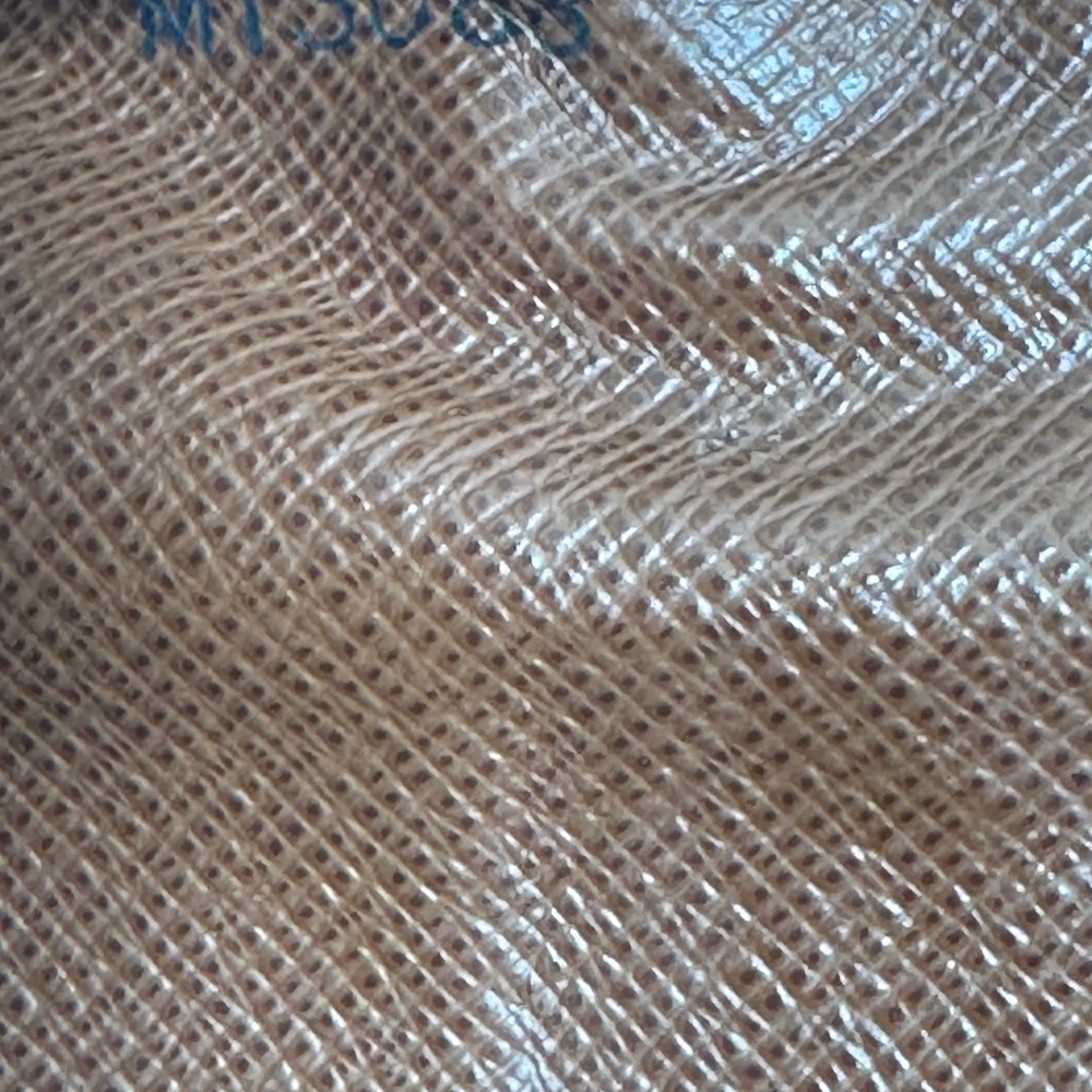 Louis Vuitton Wallet - Picture 10 of 10